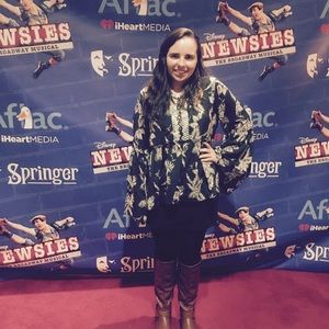 Meet your Posher, Sabrina